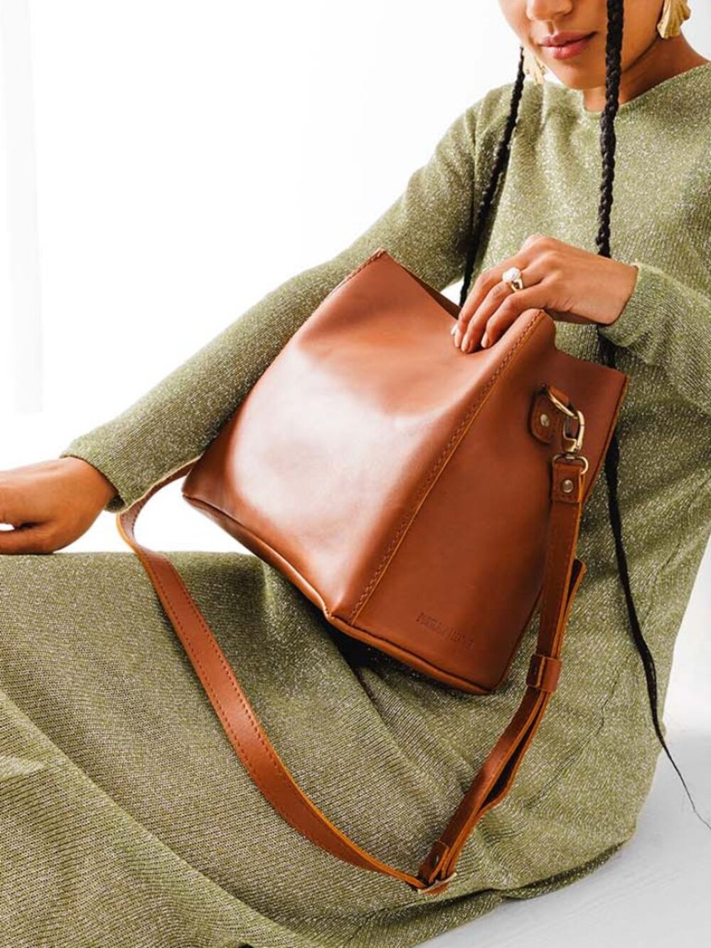 Portland Leather Butterfly Bucket Bag & Bifold Wallet in Honey